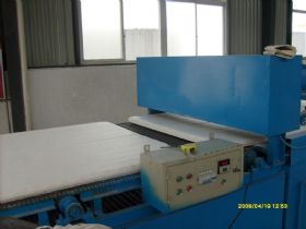 岩棉复合板厂家生产设备